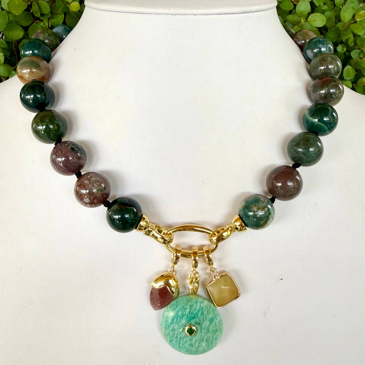 Clara Necklace