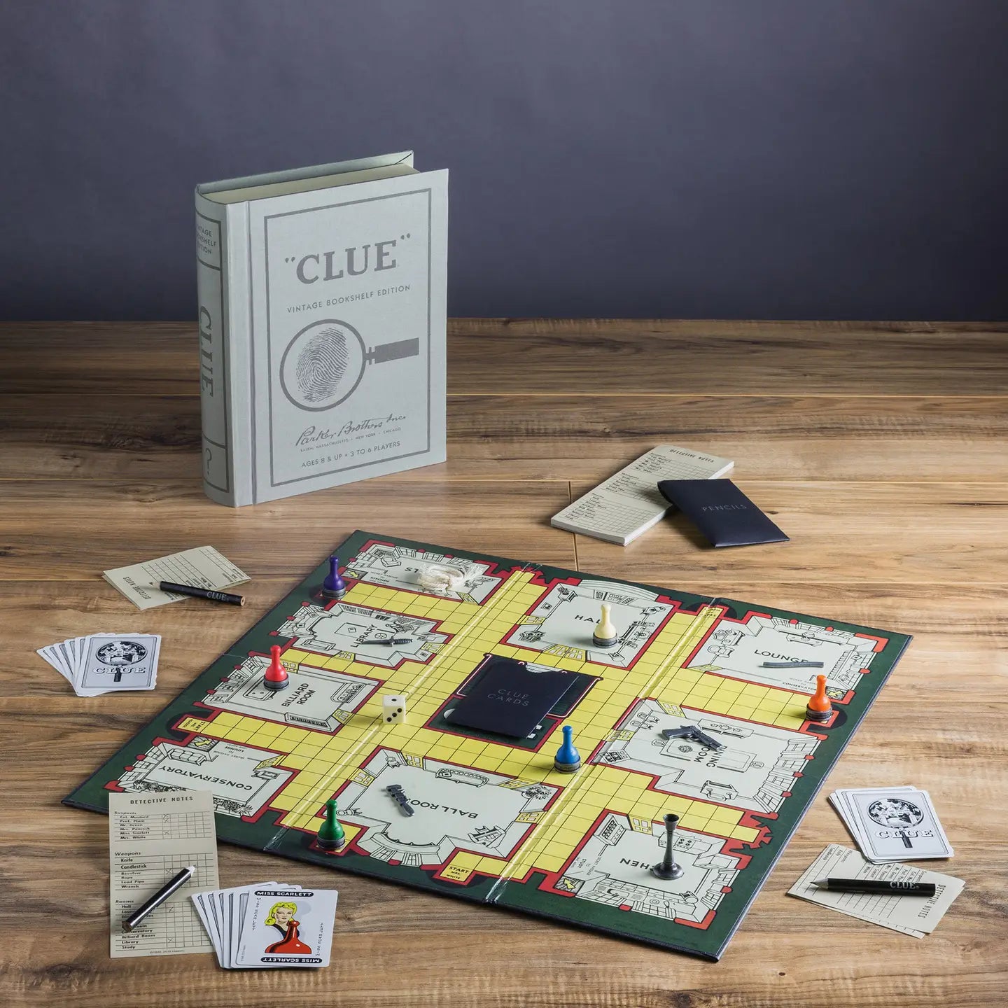 Clue Vintage Bookshelf Classic Board Game