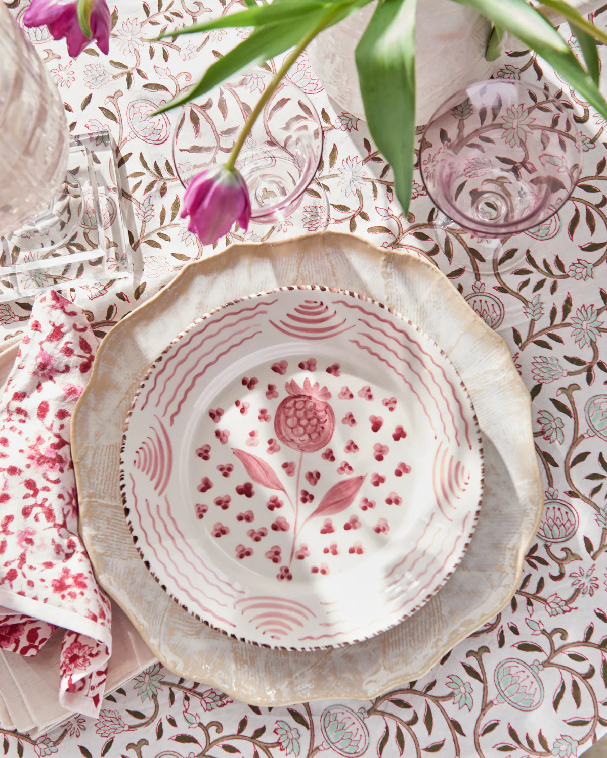 Casa Nuno Plate Pink and White Dinner Plate, Pomegranate
