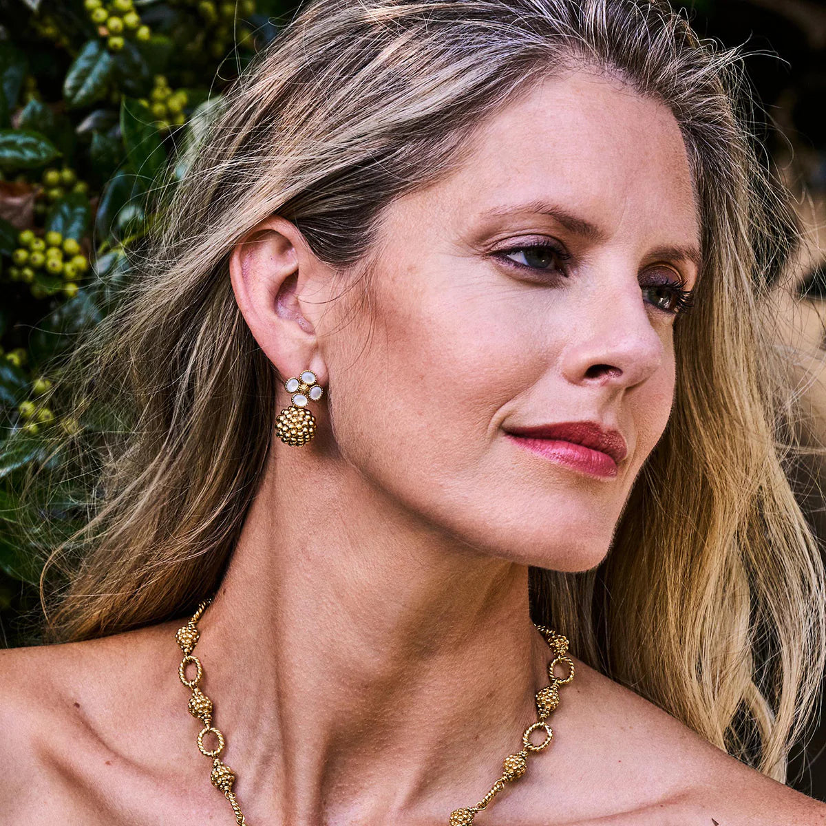 Berry Clover Drop Earrings - MOP