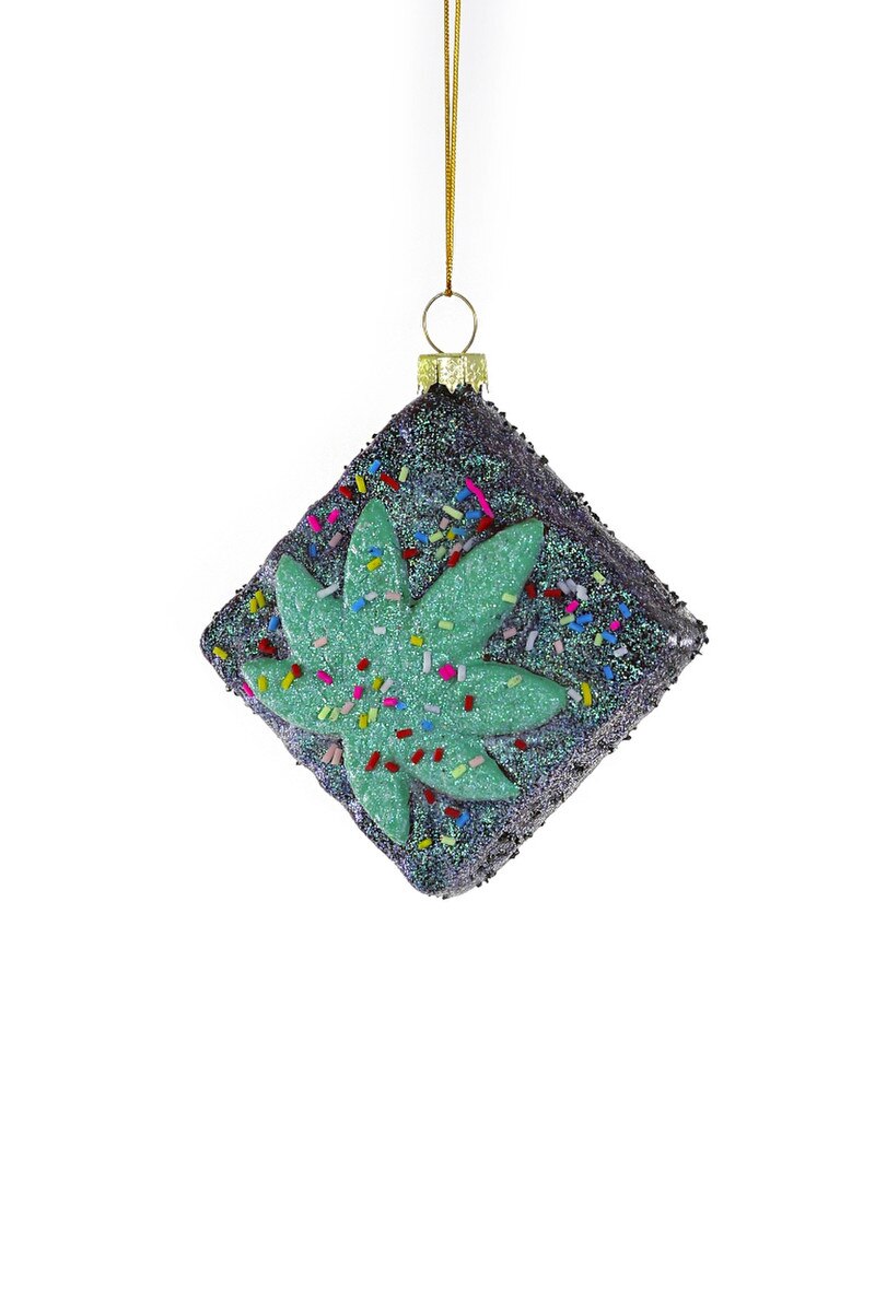 SPECIAL BROWNIE ORNAMENT