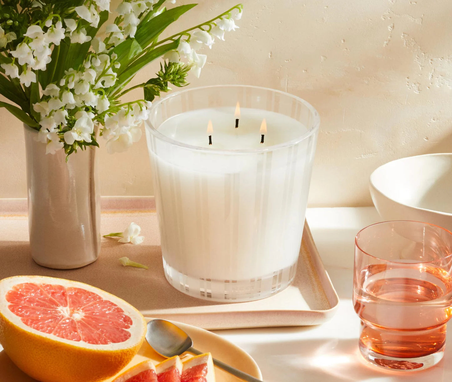 NEST 3-Wick Candle 21.1oz - Grapefruit