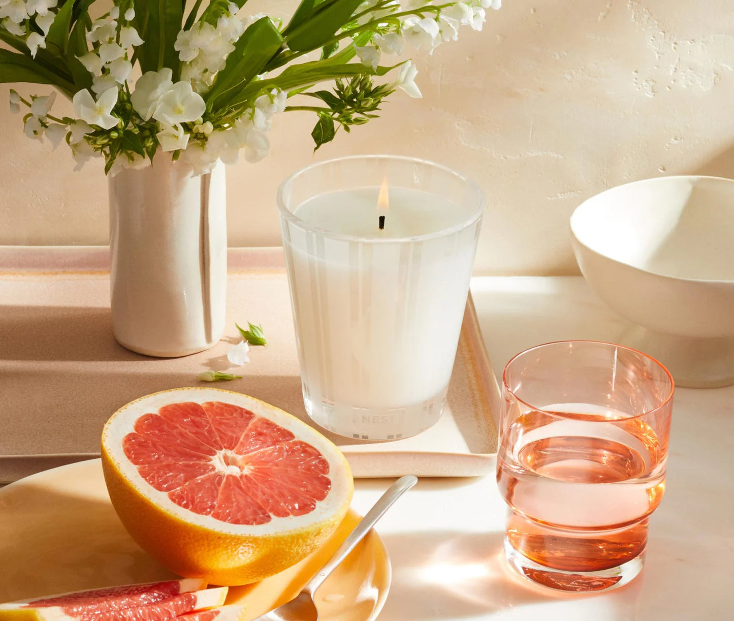 NEST Classic Candle 8.1oz - Grapefruit