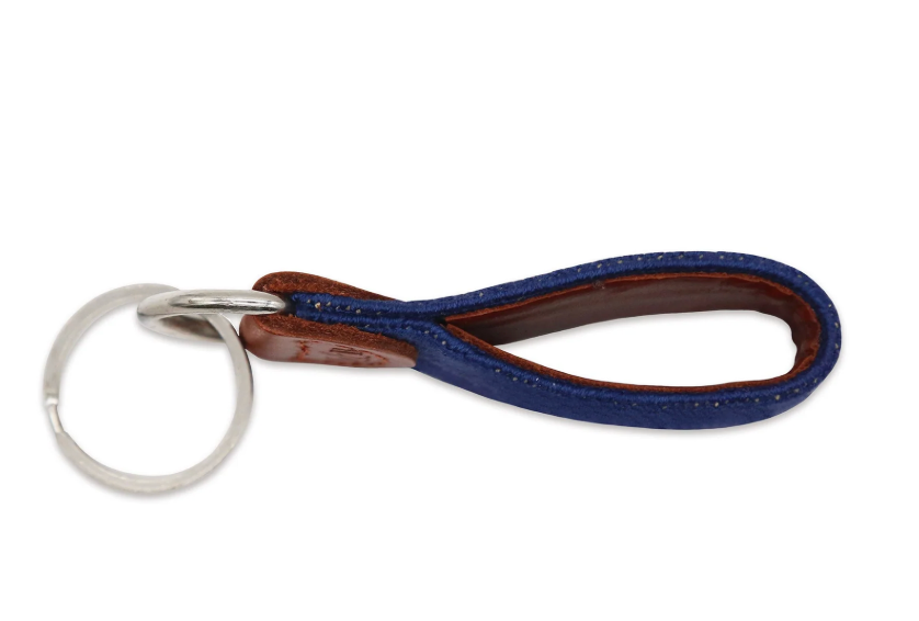 Golf Clubs Key Fob (Blueberry)