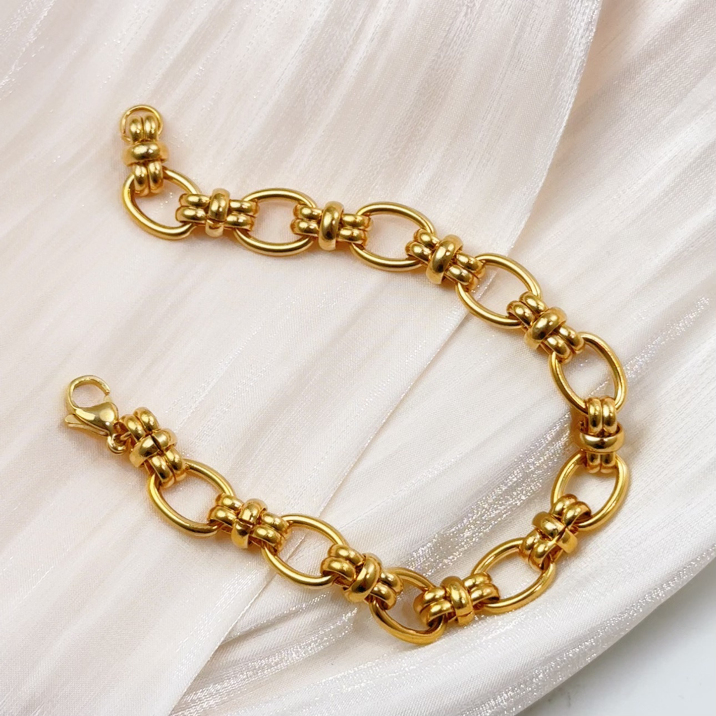 Interlocking Link Bracelet