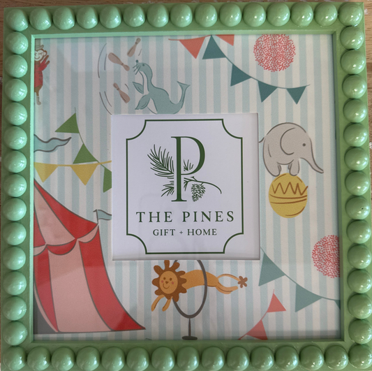 8x8 Mint Green Circus Bobbin Frame