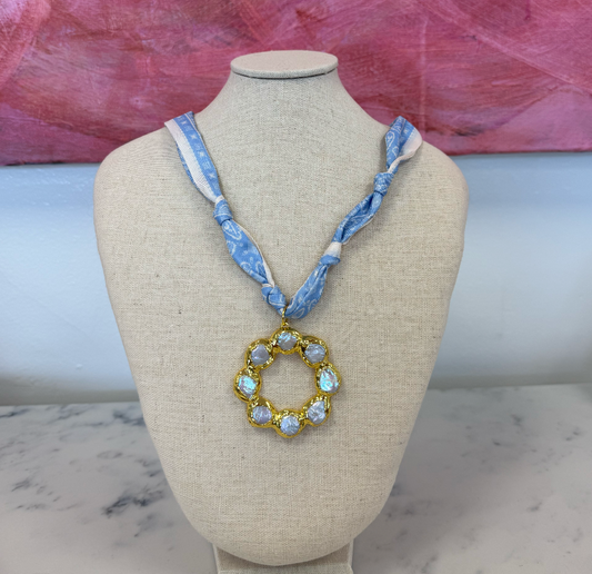 Pearl and gold oval pendant scarf necklace
