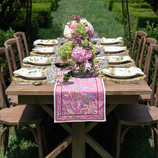 Climbing Dahlia Lilac Table Runner