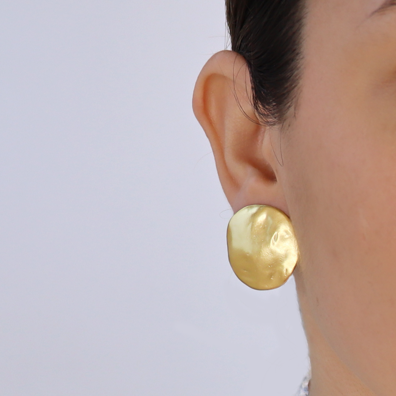 Shell Disc Clip Earrings