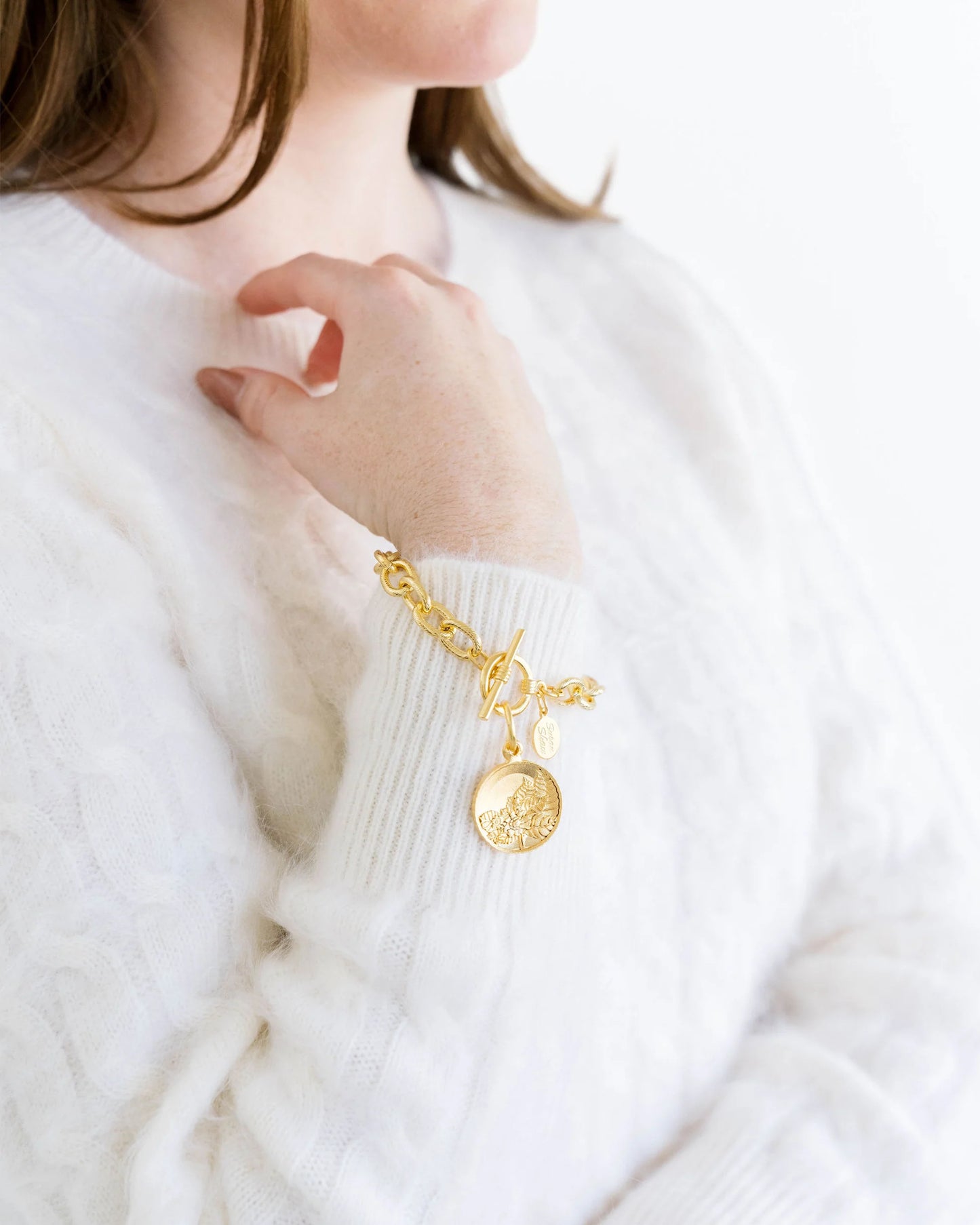 Gold Tobacco Leaf Plate Gold Toggle Bracelet