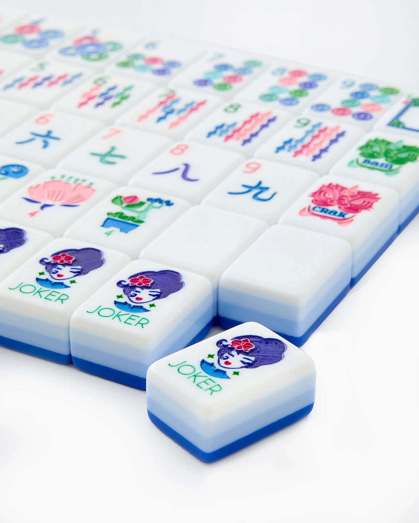 Lola Tile Set